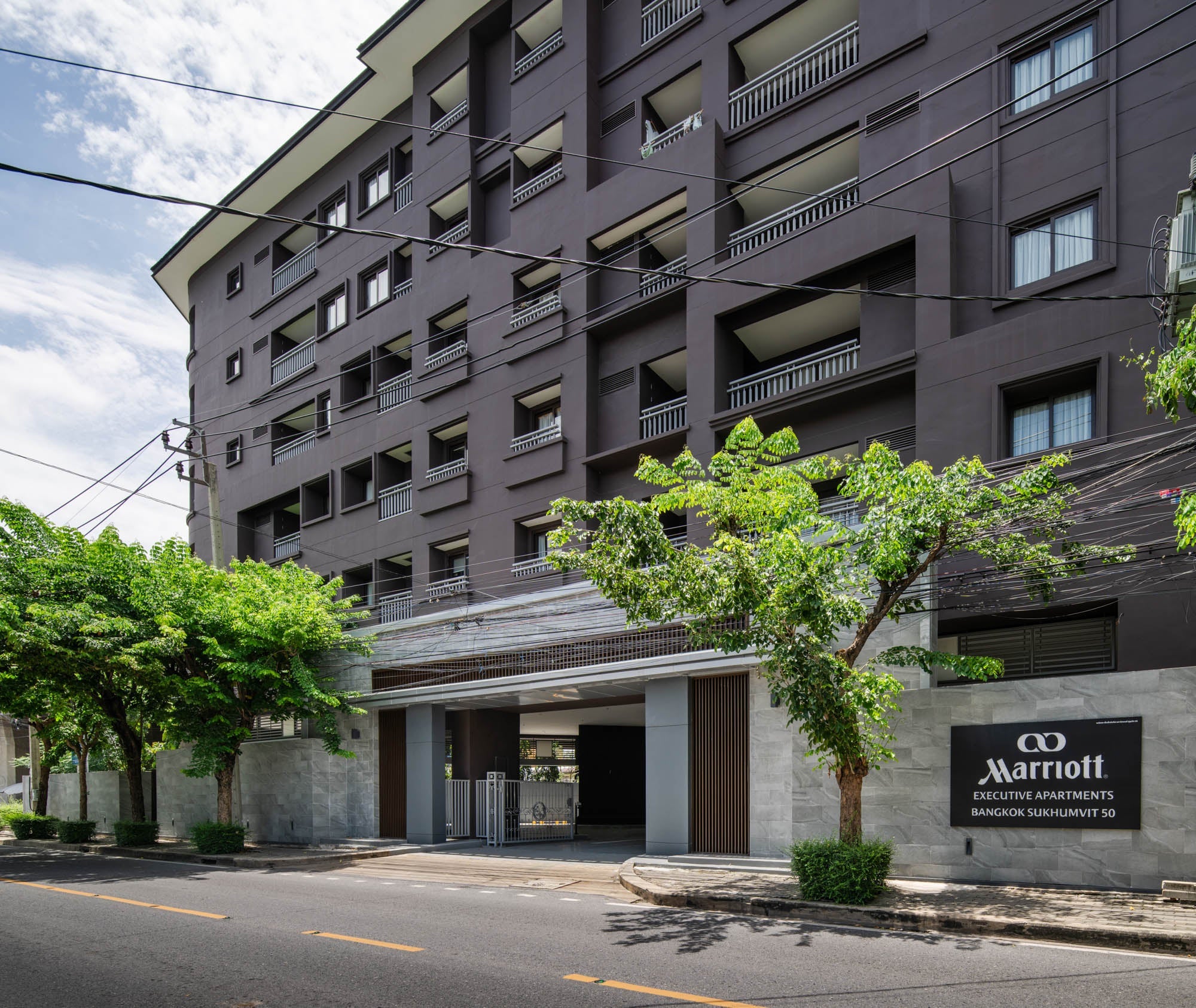 MARRIOTT EXECUTIVE APARTMENT